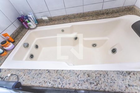 Casa à venda com 219m², 3 quartos e 4 vagas Casa à venda com 219m², 3 quartos e 4 vagasBanheiro suíte 3