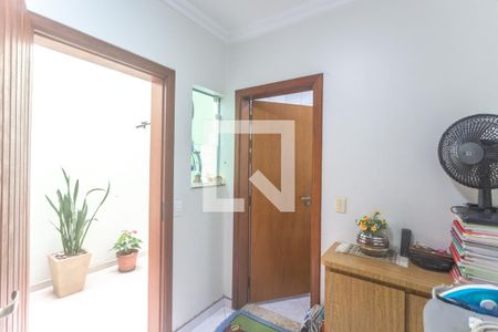 Casa à venda com 219m², 3 quartos e 4 vagas Casa à venda com 219m², 3 quartos e 4 vagasQuarto de serviço