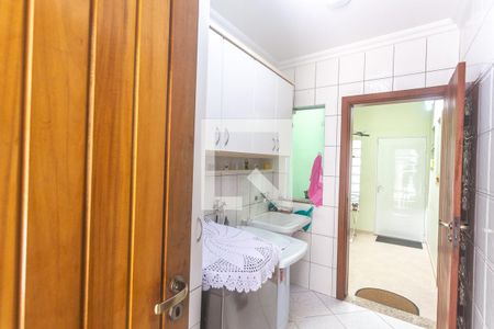 Casa à venda com 219m², 3 quartos e 4 vagas Casa à venda com 219m², 3 quartos e 4 vagasÁrea de serviço