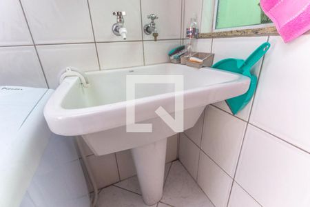 Casa à venda com 219m², 3 quartos e 4 vagas Casa à venda com 219m², 3 quartos e 4 vagasÁrea de serviço