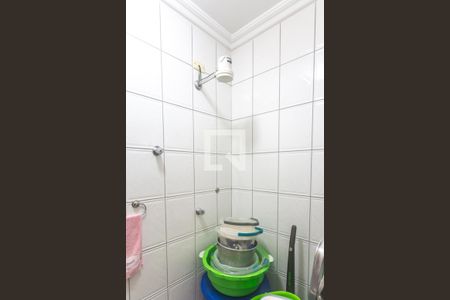 Casa à venda com 219m², 3 quartos e 4 vagas Casa à venda com 219m², 3 quartos e 4 vagasBanheiro de serviço