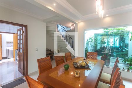 Sala de jantar de casa à venda com 3 quartos, 219m² em Dos Casa, São Bernardo do Campo