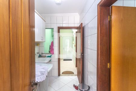 Casa à venda com 219m², 3 quartos e 4 vagas Casa à venda com 219m², 3 quartos e 4 vagasÁrea de serviço