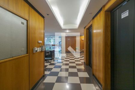 Apartamento à venda com 186m², 3 quartos e 2 vagasHall social