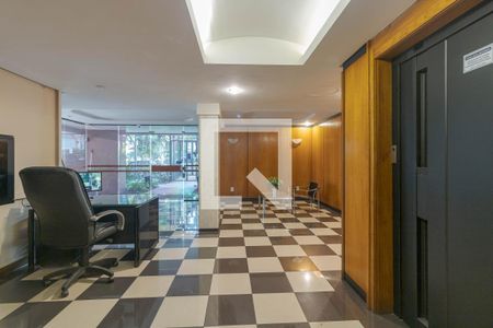 Apartamento à venda com 186m², 3 quartos e 2 vagasHall social