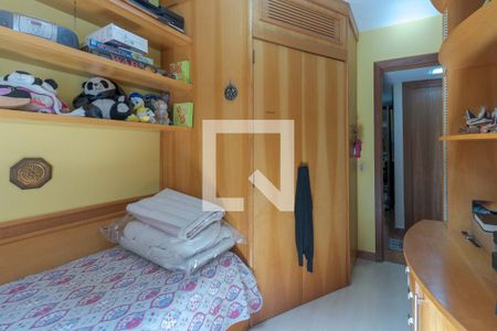 Apartamento à venda com 186m², 3 quartos e 2 vagasQuarto 2