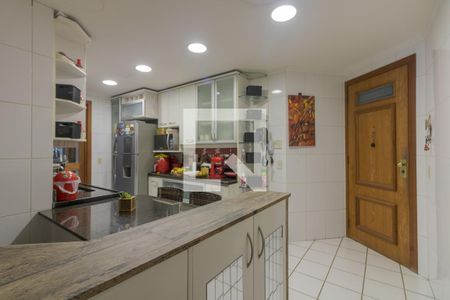 Apartamento à venda com 186m², 3 quartos e 2 vagasCozinha