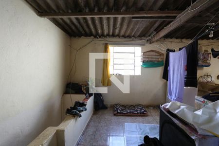 Casa à venda com 100m², 2 quartos e sem vagaÁrea de Serviço