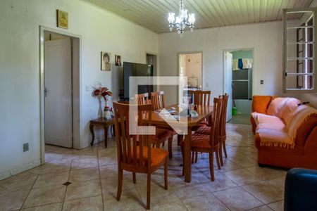 Sala de casa à venda com 3 quartos, 25000m² em Vila Nova, Porto Alegre