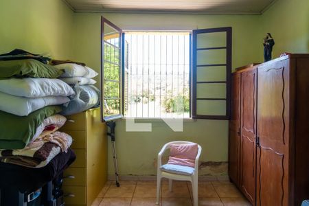 Quarto 1 de casa à venda com 3 quartos, 25000m² em Vila Nova, Porto Alegre