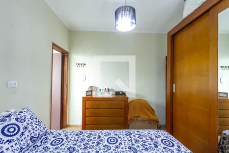 Casa para alugar com 150m², 3 quartos e 2 vagas Casa para alugar com 150m², 3 quartos e 2 vagasSuíte