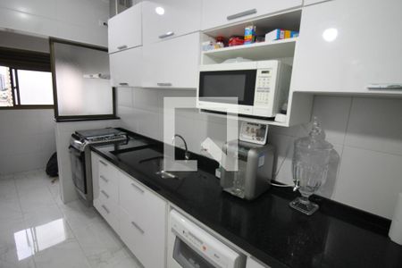 Apartamento à venda com 81m², 3 quartos e 2 vagasCozinha