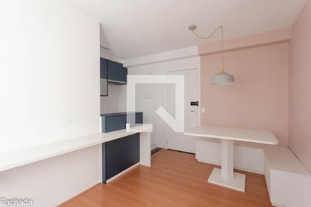 Sala/cozinha
 de apartamento para alugar com 2 quartos, 42m² em Jardim Santa Emília, São Paulo