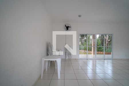 Apartamento para alugar com 47m², 2 quartos e 1 vagaÁrea comum - Salão de festas