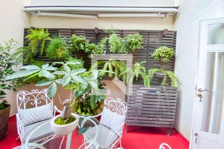 Apartamento para alugar com 297m², 3 quartos e 1 vagaVaranda