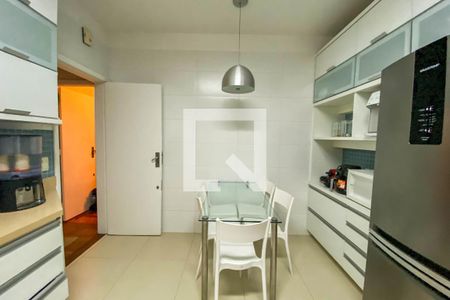 Apartamento para alugar com 297m², 3 quartos e 1 vagaCozinha