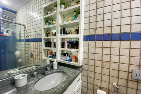 Apartamento para alugar com 297m², 3 quartos e 1 vagaBanheiro da suíte 3