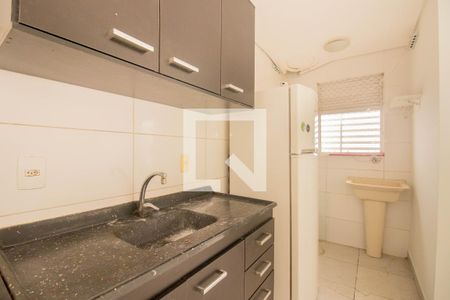 Apartamento para alugar com 49m², 2 quartos e 1 vaga Apartamento para alugar com 49m², 2 quartos e 1 vagaCozinha e Área de Serviço