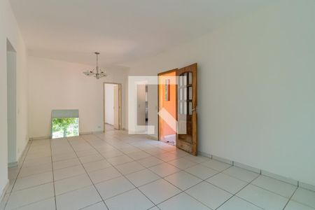 Sala de casa à venda com 4 quartos, 550m² em Super Quadra Morumbi, São Paulo