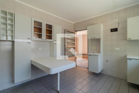 Casa à venda com 550m², 4 quartos e 2 vagasCozinha