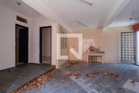 Casa à venda com 550m², 4 quartos e 2 vagasÁrea de Serviço