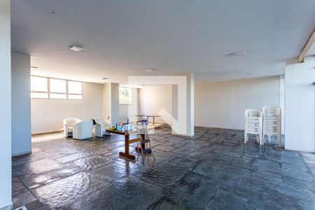 Apartamento à venda com 160m², 4 quartos e 2 vagasSalão de Festas