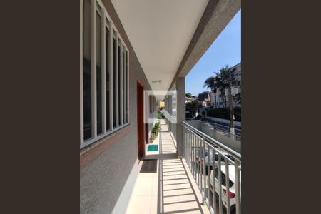 Apartamento à venda com 42m², 2 quartos e 2 vagasCorredor Externo 