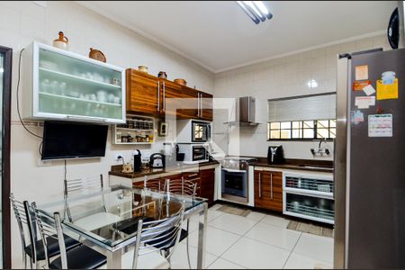 Casa à venda com 255m², 3 quartos e 4 vagasCozinha