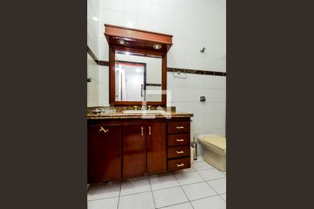 Casa à venda com 255m², 3 quartos e 4 vagasBanheiro da Suíte 3