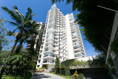 Apartamento à venda com 224m², 4 quartos e 3 vagasFachada