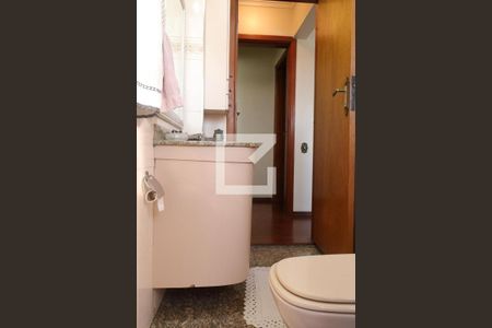 Apartamento à venda com 180m², 3 quartos e 2 vagasSuíte 2 banheiro 