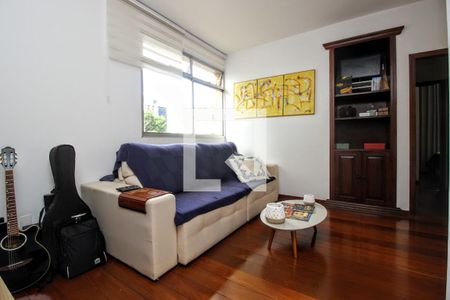 Apartamento à venda com 2 quartos, 66m² em Centro, Belo Horizonte