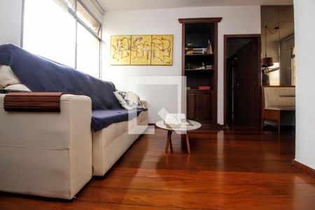 Apartamento à venda com 2 quartos, 66m² em Centro, Belo Horizonte