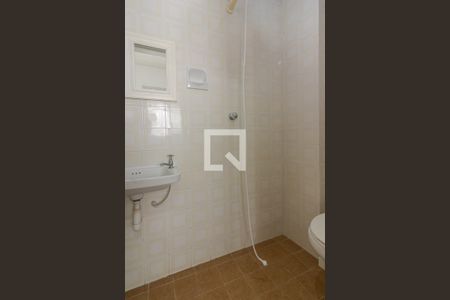 Apartamento à venda com 73m², 2 quartos e sem vaga Apartamento à venda com 73m², 2 quartos e sem vagaBanheiro de Serviço