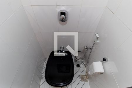 Apartamento à venda com 220m², 3 quartos e 2 vagas Apartamento à venda com 220m², 3 quartos e 2 vagasLavabo