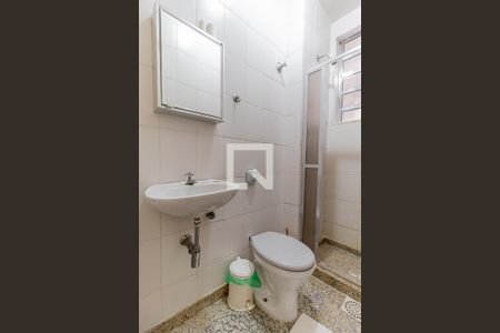 Apartamento à venda com 220m², 3 quartos e 2 vagas Apartamento à venda com 220m², 3 quartos e 2 vagasBanheiro de serviço