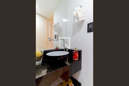 Apartamento à venda com 220m², 3 quartos e 2 vagas Apartamento à venda com 220m², 3 quartos e 2 vagasLavabo