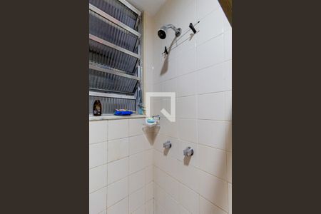 Apartamento à venda com 220m², 3 quartos e 2 vagas Apartamento à venda com 220m², 3 quartos e 2 vagasBanheiro da Suíte