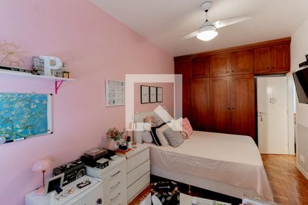 Apartamento à venda com 220m², 3 quartos e 2 vagas Apartamento à venda com 220m², 3 quartos e 2 vagasQuarto 2