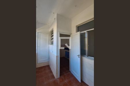 Apartamento à venda com 100m², 3 quartos e 1 vaga Apartamento à venda com 100m², 3 quartos e 1 vagaÁrea de Serviço