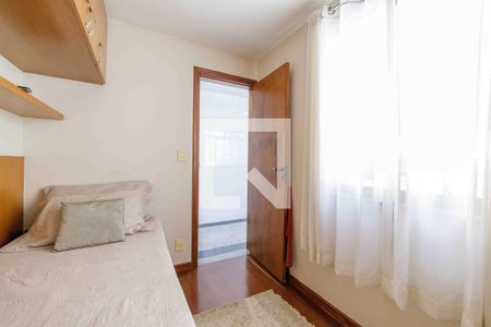 Apartamento à venda com 510m², 5 quartos e 4 vagas Apartamento à venda com 510m², 5 quartos e 4 vagasQuarto de Serviço