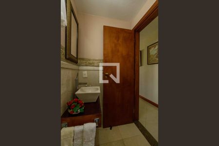 Apartamento à venda com 510m², 5 quartos e 4 vagas Apartamento à venda com 510m², 5 quartos e 4 vagasLavabo