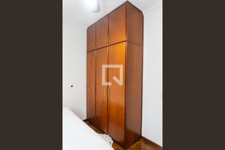 Casa à venda com 160m², 3 quartos e 3 vagasQuarto 1 - Armários