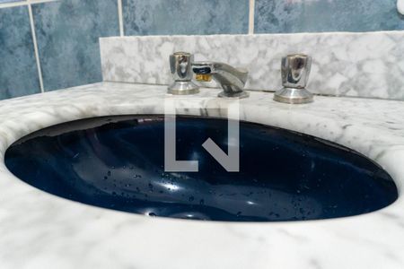 Casa à venda com 160m², 3 quartos e 3 vagasBanheiro da Suíte Detalhe