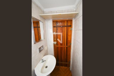 Banheiro de casa para alugar com 1 quarto, 50m² em Jardim Ataliba Leonel, São Paulo