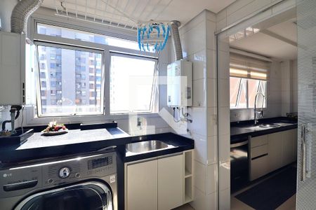 Apartamento à venda com 227m², 4 quartos e 4 vagasÁrea de Serviço