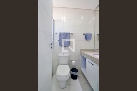 Apartamento à venda com 227m², 4 quartos e 4 vagasBanheiro da Suíte 4