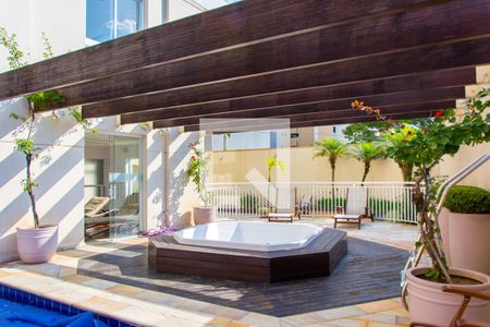 Apartamento à venda com 227m², 4 quartos e 4 vagas Apartamento à venda com 227m², 4 quartos e 4 vagasÁrea comum