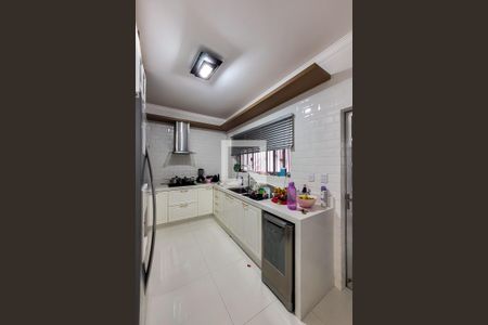 Casa à venda com 200m², 3 quartos e 3 vagas Casa à venda com 200m², 3 quartos e 3 vagasCozinha