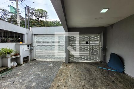 Casa à venda com 200m², 3 quartos e 3 vagas Casa à venda com 200m², 3 quartos e 3 vagasGaragem